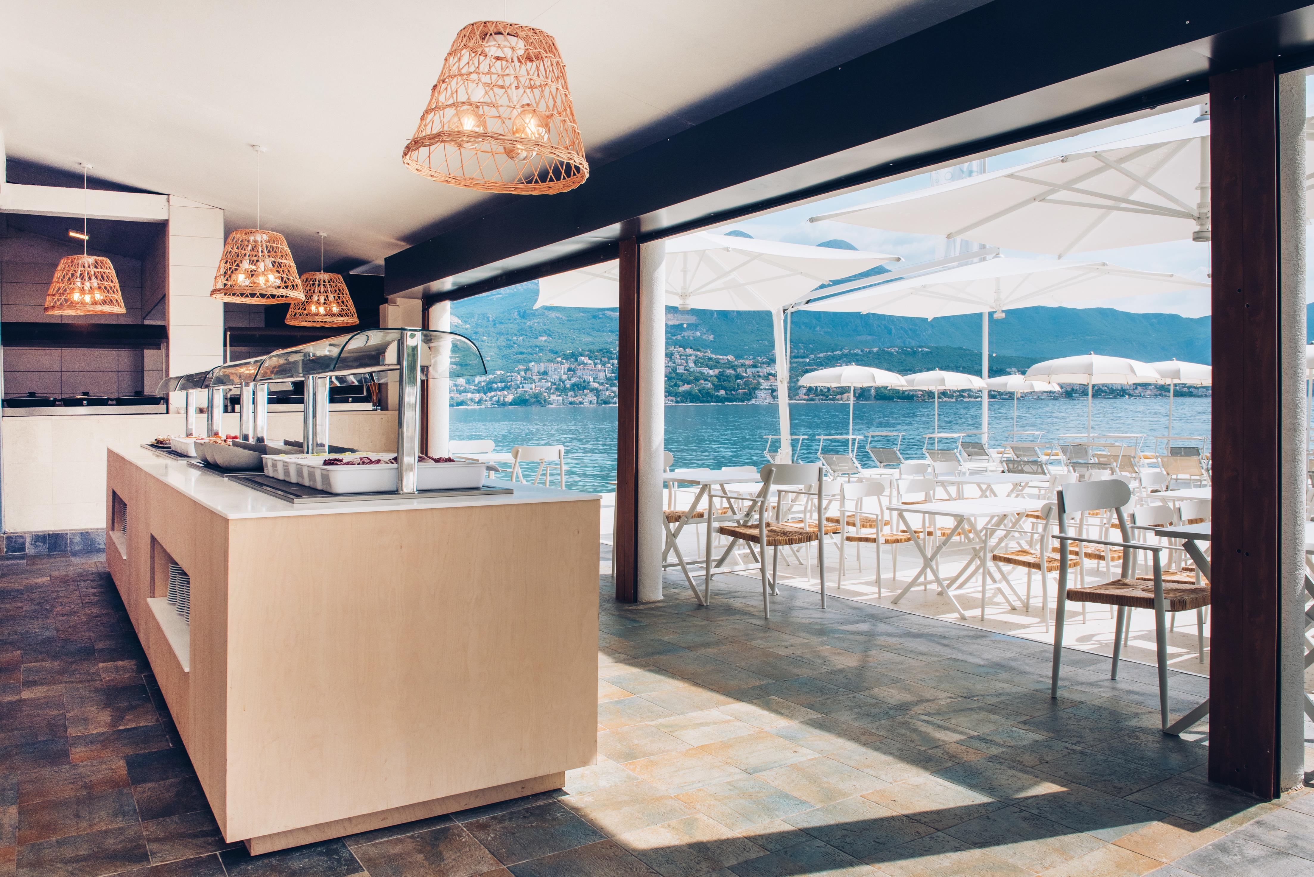 Iberostar Waves