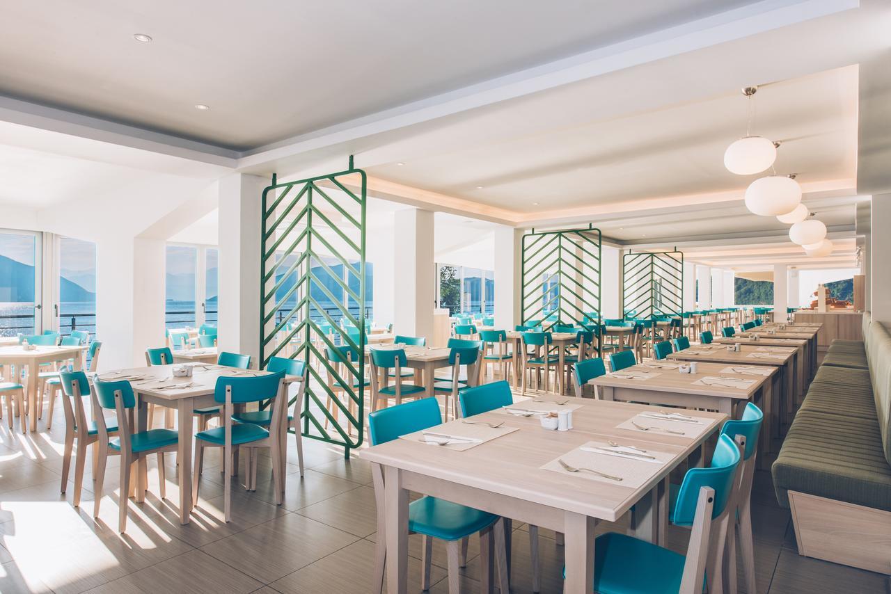 Iberostar Waves Hotel